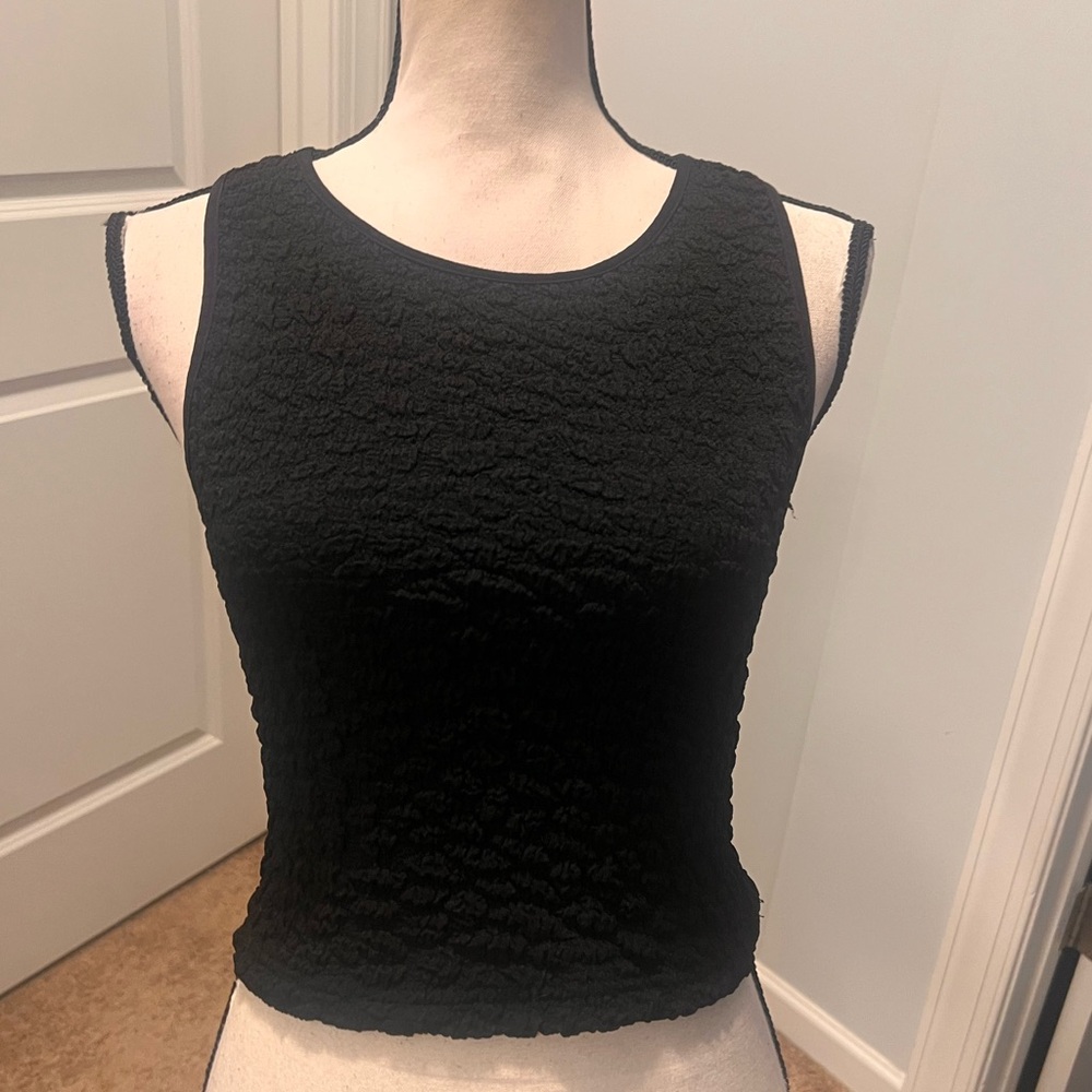 Keep Me Free Black Textured Racerback Tank Top XS NWOT